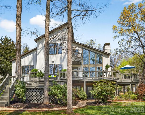 8001 Serendipity Lane, Charlotte, NC 28277