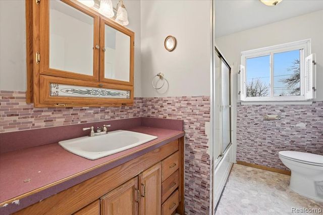 4759 Bernice Avenue, Warren, MI 48091