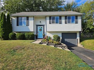 5808 Pheasant Hollow Drive, Toledo, OH 43615