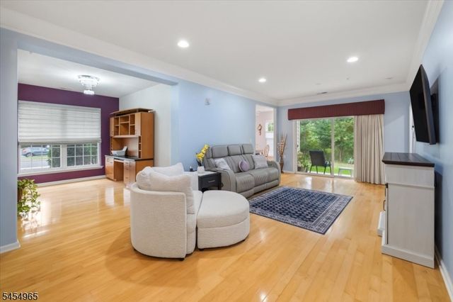 2101 Neville Ct, Franklin Twp., NJ 08873