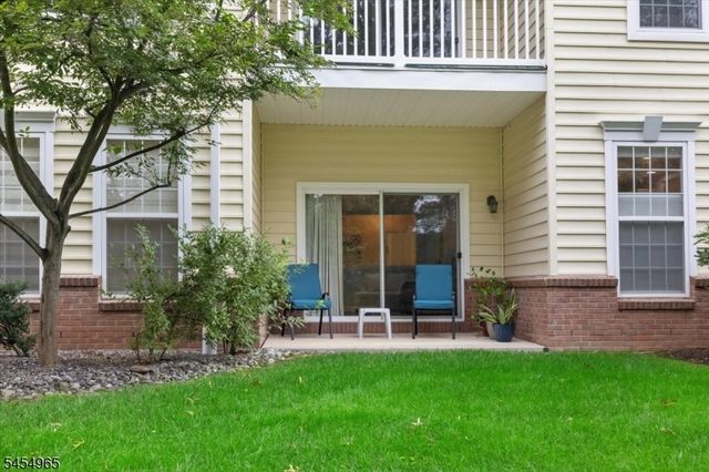 2101 Neville Ct, Franklin Twp., NJ 08873