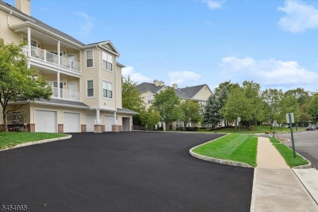 2101 Neville Ct, Franklin Twp., NJ 08873
