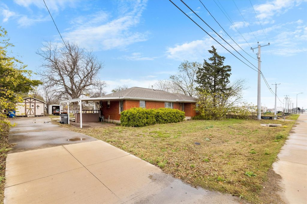 2110 E Melissa Road, Melissa, TX 75454