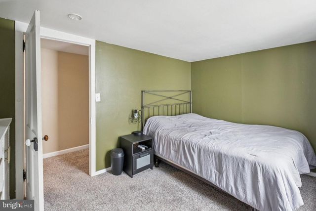 916 CEDAR ST, Bristol, PA 19007