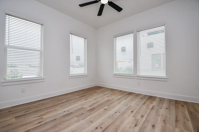 5609 Val Verde Street C, Houston, TX 77057