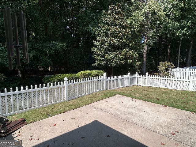 1018 Pinehurst Drive, Peachtree City, GA 30269