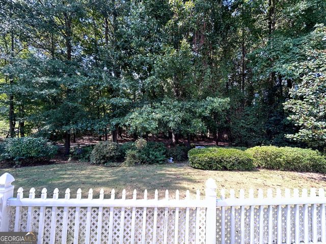 1018 Pinehurst Drive, Peachtree City, GA 30269