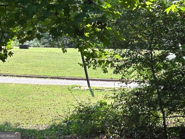 1018 Pinehurst Drive, Peachtree City, GA 30269