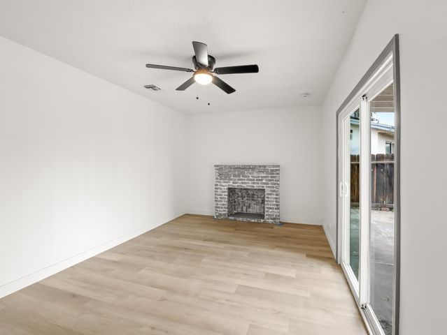 2855 Adler Avenue, Clovis, CA 93612