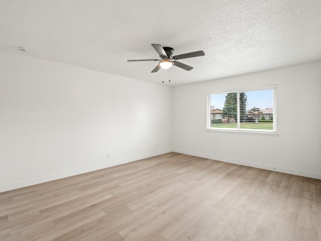 2855 Adler Avenue, Clovis, CA 93612