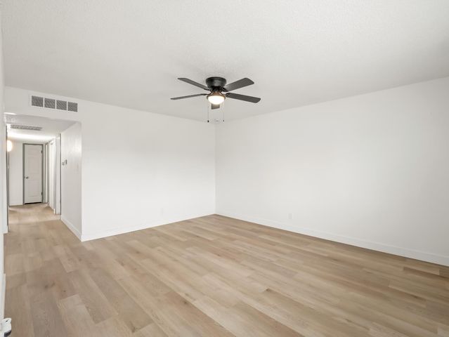 2855 Adler Avenue, Clovis, CA 93612