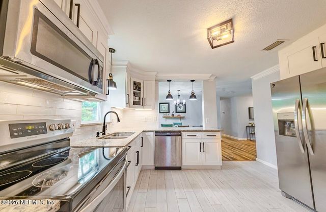 2535 HAZEL Drive, Jacksonville, FL 32216