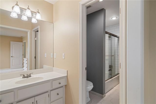 9201 W 145th Street, Overland Park, KS 66221