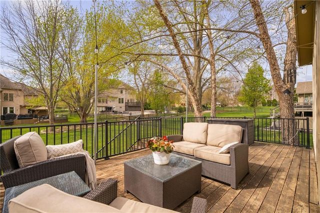 9201 W 145th Street, Overland Park, KS 66221