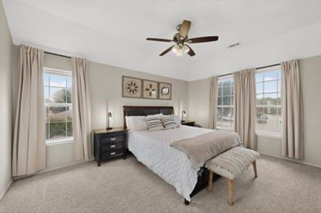 3484 Braes Meadow Drive, Grand Prairie, TX 75052