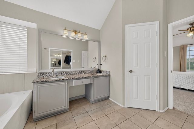 3484 Braes Meadow Drive, Grand Prairie, TX 75052