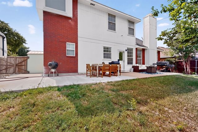 3484 Braes Meadow Drive, Grand Prairie, TX 75052