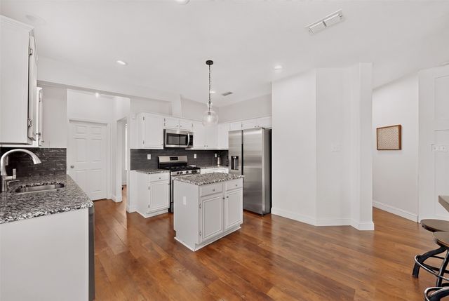 3484 Braes Meadow Drive, Grand Prairie, TX 75052