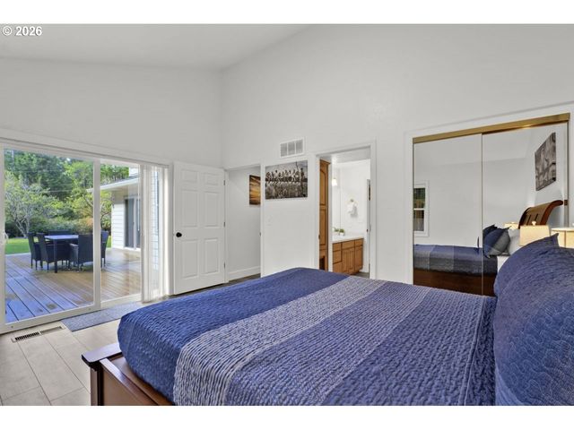 4847 Darlings Loop, Florence, OR 97439