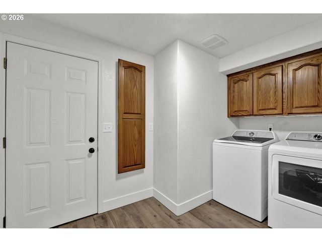 4847 Darlings Loop, Florence, OR 97439