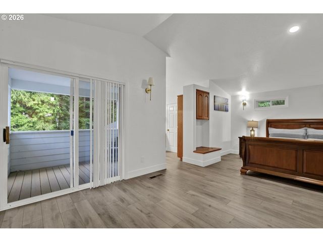 4847 Darlings Loop, Florence, OR 97439