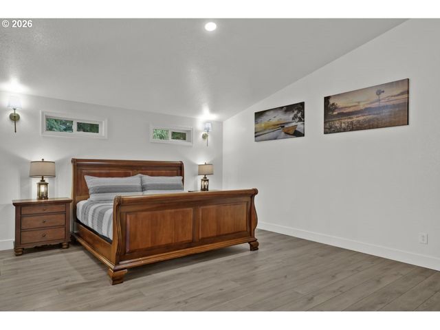 4847 Darlings Loop, Florence, OR 97439