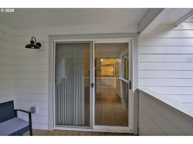 4847 Darlings Loop, Florence, OR 97439