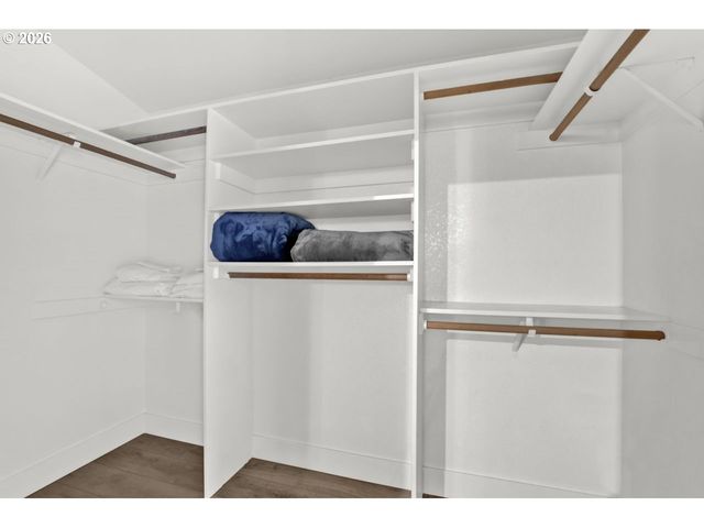 4847 Darlings Loop, Florence, OR 97439