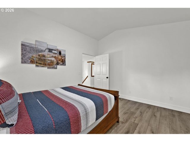 4847 Darlings Loop, Florence, OR 97439