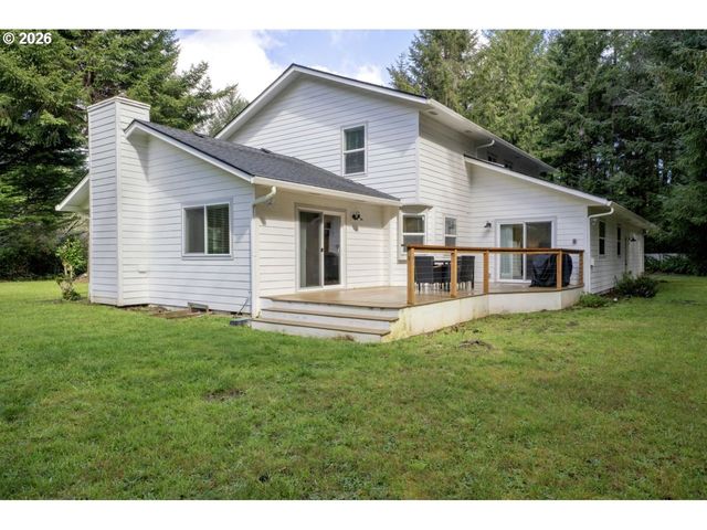 4847 Darlings Loop, Florence, OR 97439