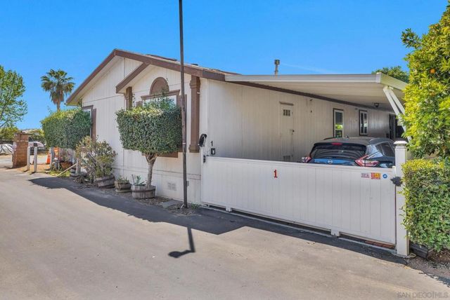 260 E Bradley Ave, El Cajon, CA 92021