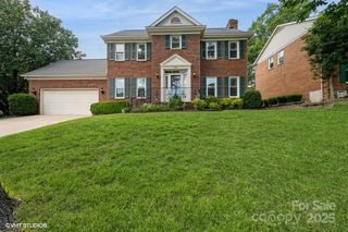 608 Laurel Fork Drive, Matthews, NC 28105
