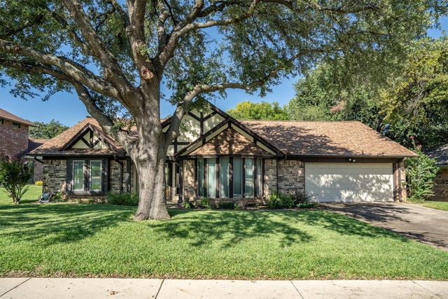 3816 Oxford Court, Bedford, TX 76021
