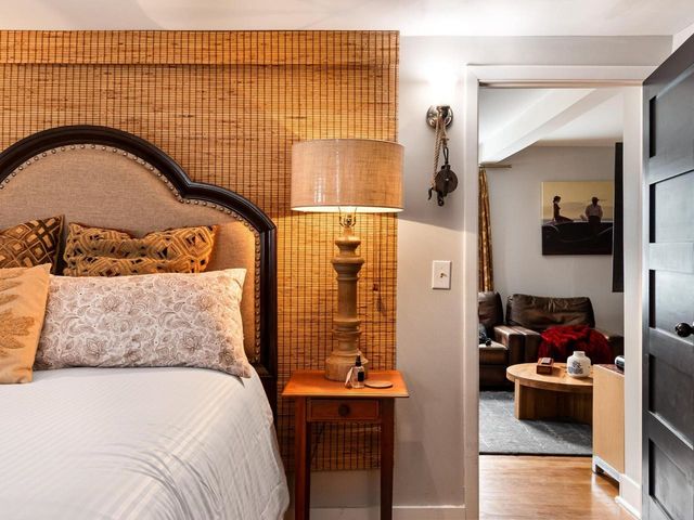 109 Elmwood Avenue, Burlington, VT 05401