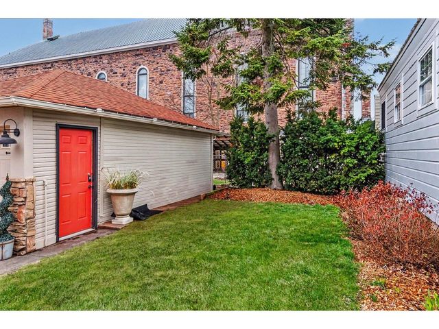 109 Elmwood Avenue, Burlington, VT 05401