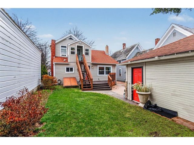 109 Elmwood Avenue, Burlington, VT 05401