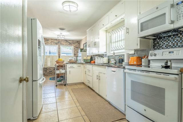 521 Brawner Pkwy, Corpus Christi, TX 78411