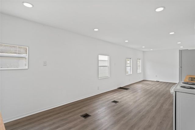 24631 PLUMOSA DRIVE, Leesburg, FL 34748