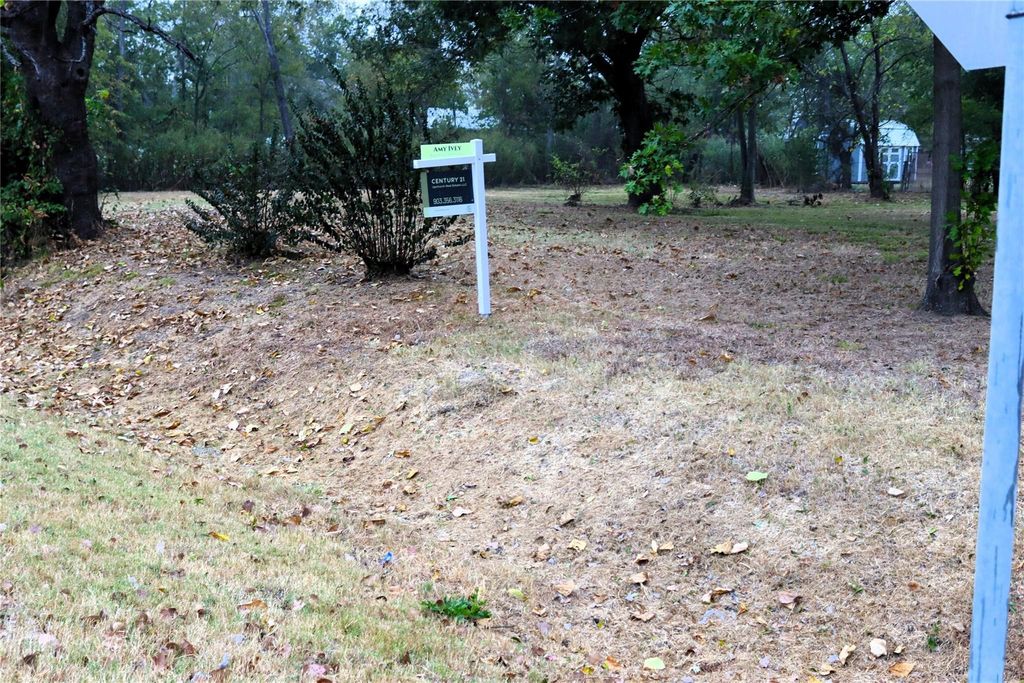 500 W Main Street, Quinlan, TX 75474