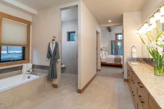 56370 Fireglass Loop 179, Bend, OR 97707