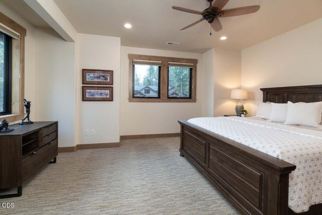 56370 Fireglass Loop 179, Bend, OR 97707