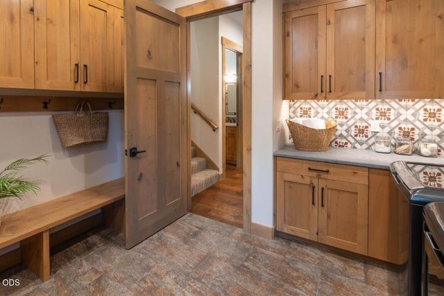 56370 Fireglass Loop 179, Bend, OR 97707