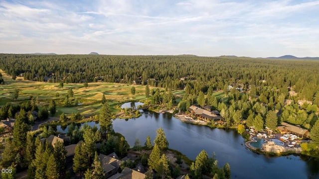 56370 Fireglass Loop 179, Bend, OR 97707