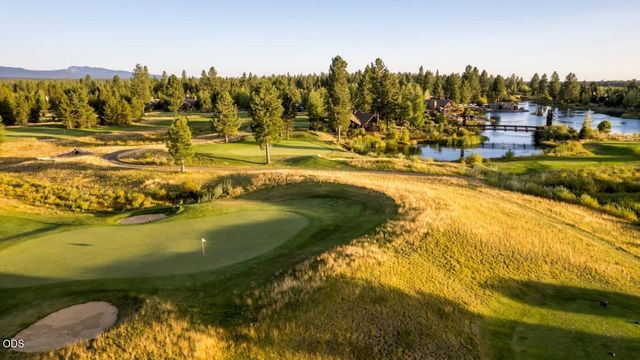 56370 Fireglass Loop 179, Bend, OR 97707