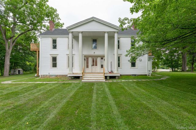 681 ROUTE 216 2, Poughquag, NY 12570