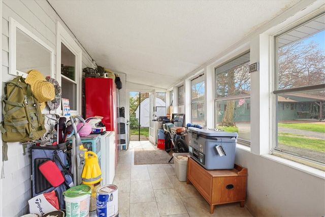 320 Church Avenue, Warwick, RI 02889