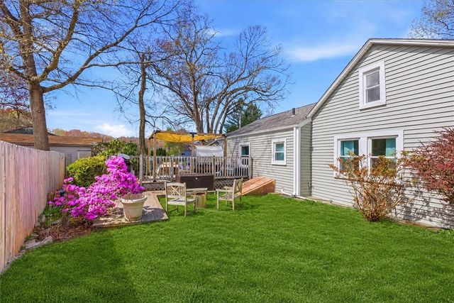 320 Church Avenue, Warwick, RI 02889