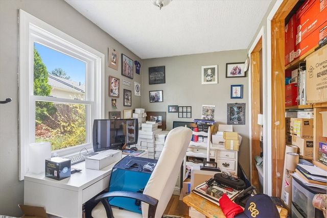 320 Church Avenue, Warwick, RI 02889