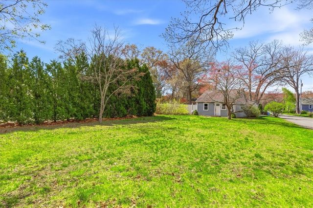 320 Church Avenue, Warwick, RI 02889