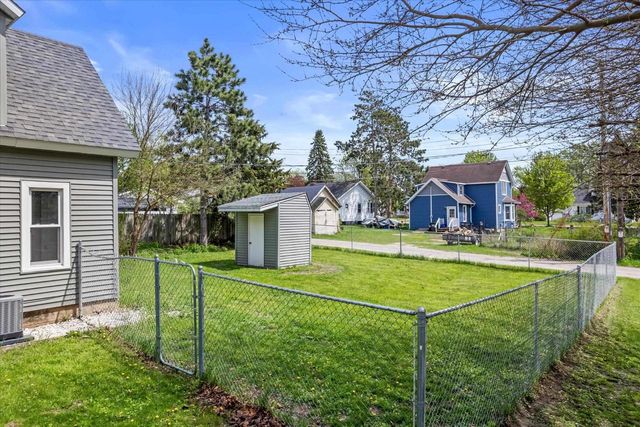 320 Marion Street, Portage, WI 53901